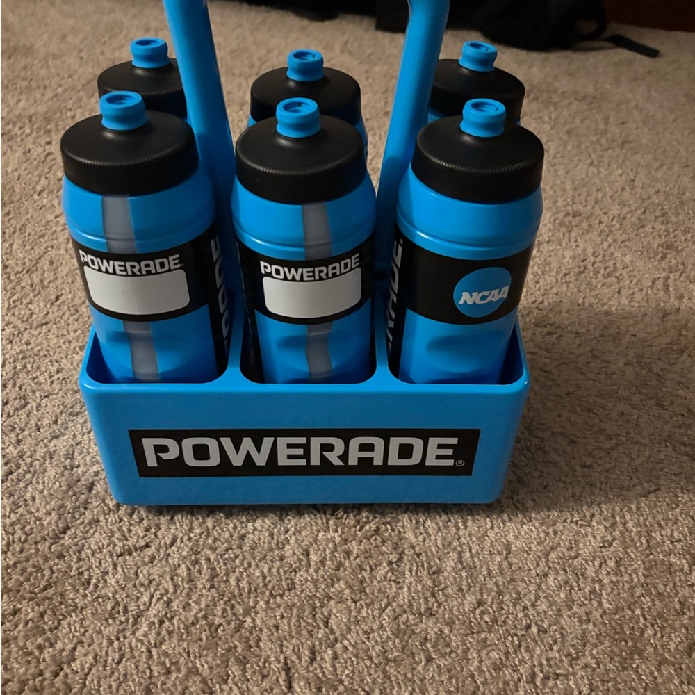 Official POWERADE Water Bottles Set 6 w/ carrier